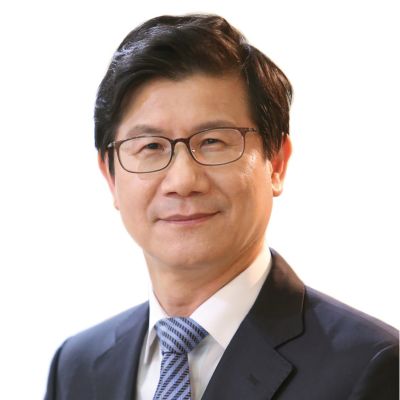 Dr. Doo Yong Park